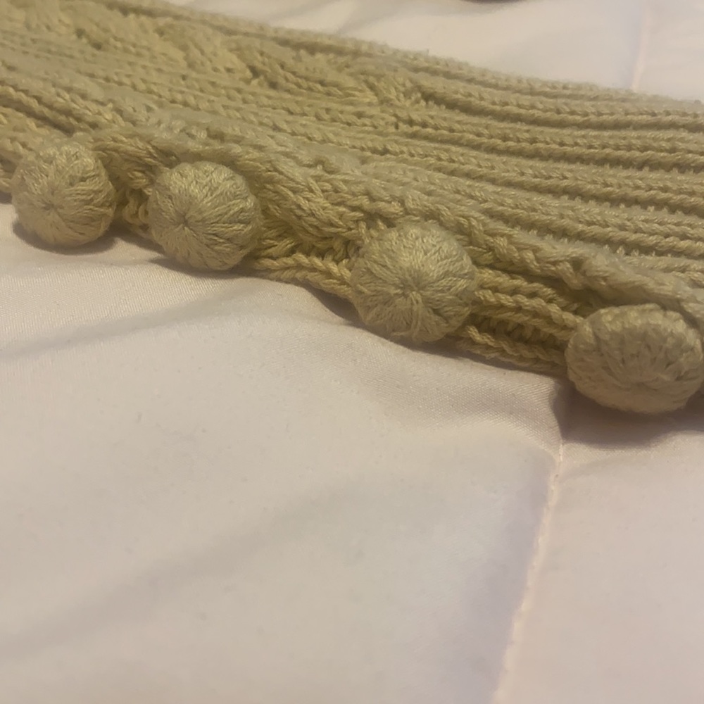 Textured Sweater - Picture 3 of 4